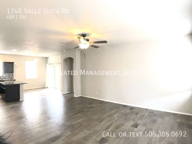 Building Photo - 1748 Valle Vista Rd NW