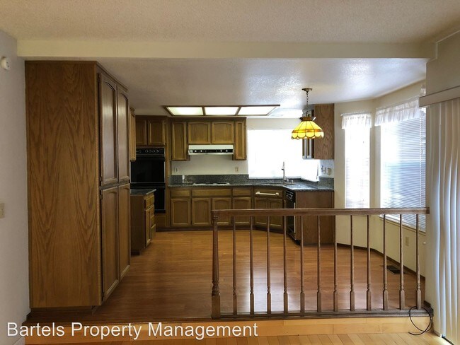 Building Photo - 4 br, 3 bath House - 157 Obsidian Way