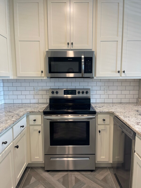 Foto del edificio - 8082 Veterans Pkwy