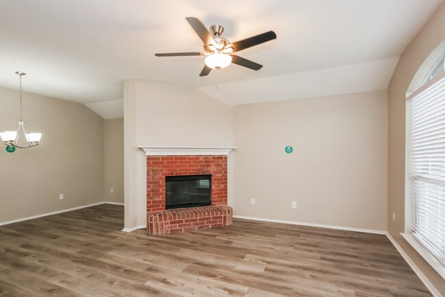 Building Photo - 1748 Cansler Ln