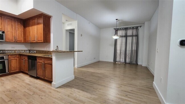 Building Photo - 1805 Ponce de Leon Blvd