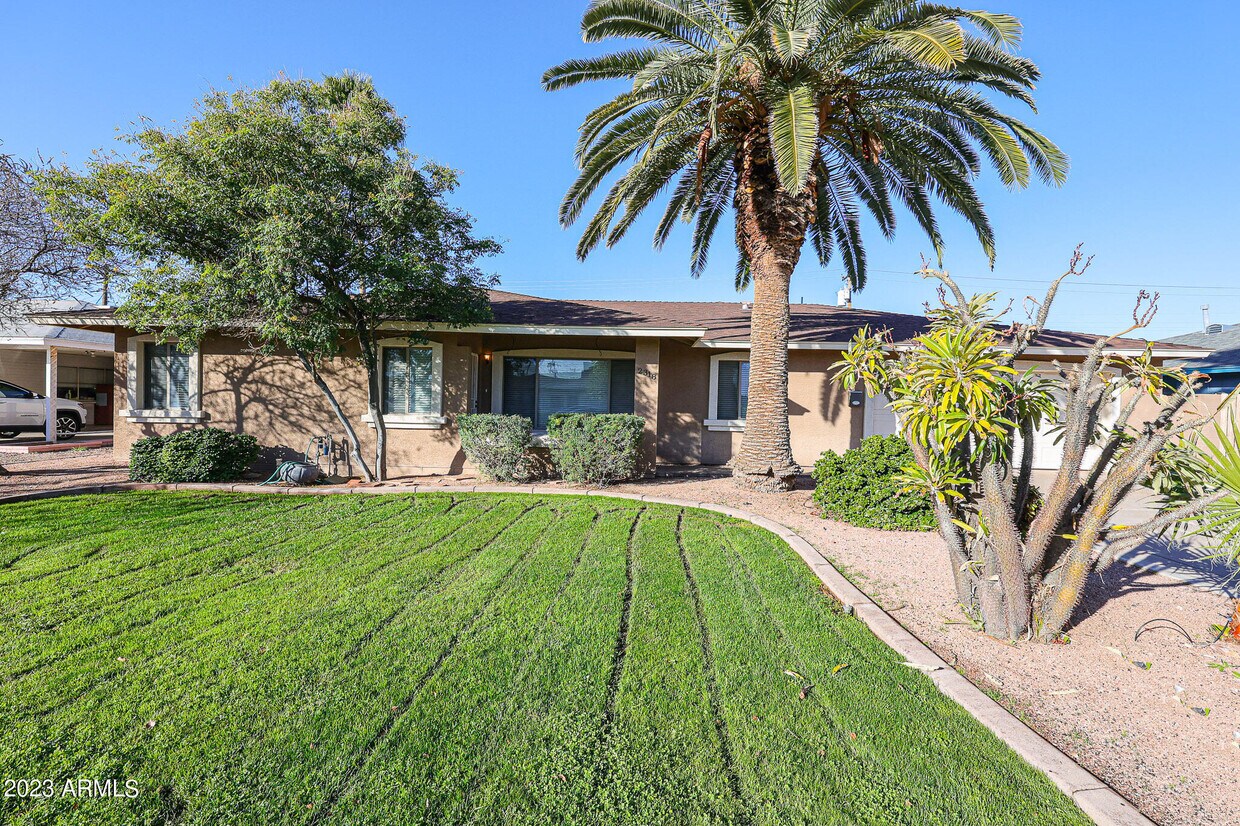 Foto principal - 2318 N 82nd St