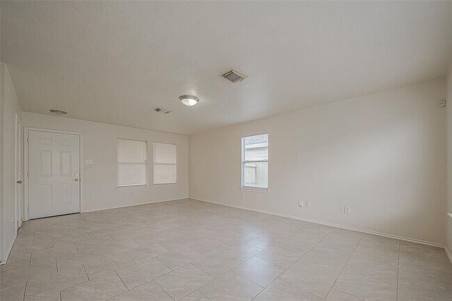 Building Photo - 2927 Steelhead Dr