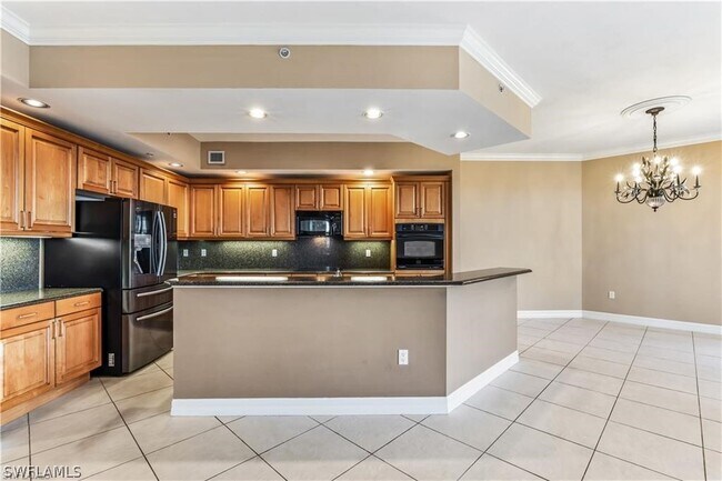 Building Photo - 14300 Riva Del Lago Dr