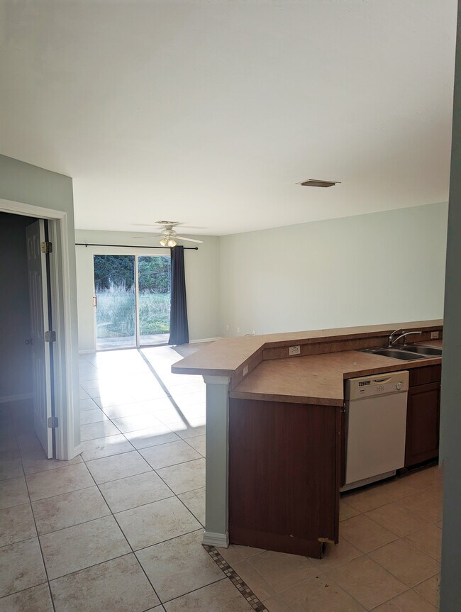 Foto del edificio - 4893 29th St SW