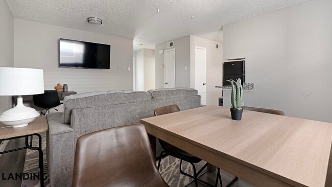 Building Photo - 130 Camino De Oro