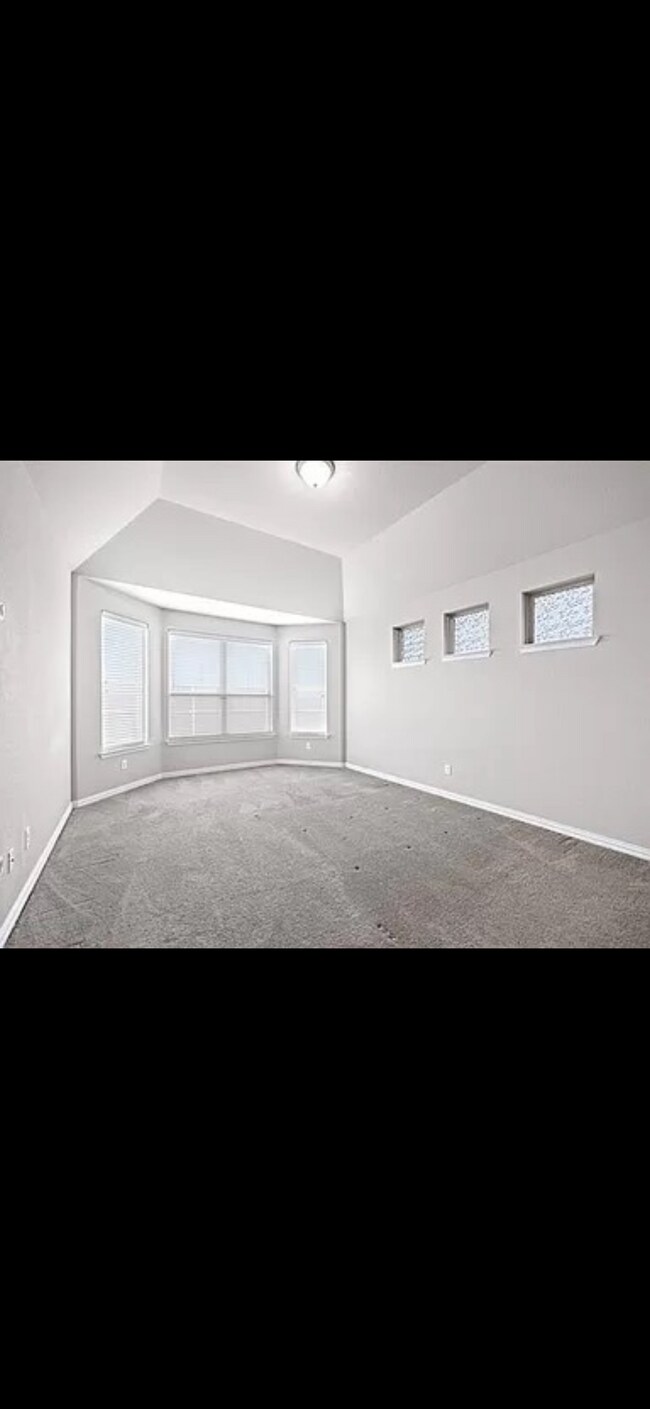 Foto del edificio - 4104 Portola Dr