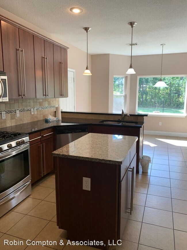 Building Photo - 4 br, 4 bath House - 115 Savannah Rd