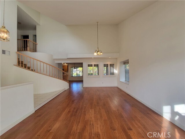 Foto del edificio - 15902 Ridgeview Ln