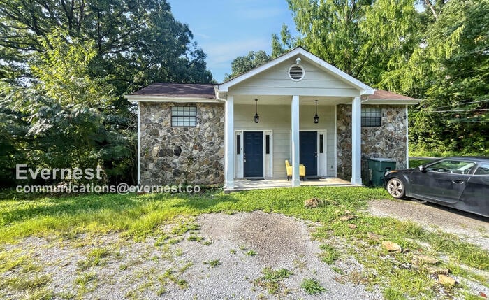 Primary Photo - 3463 Cagle Rd