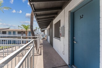 Building Photo - 3025 N 32nd St