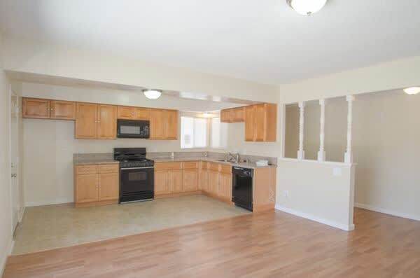 Foto del edificio - 1234 Pumalo St