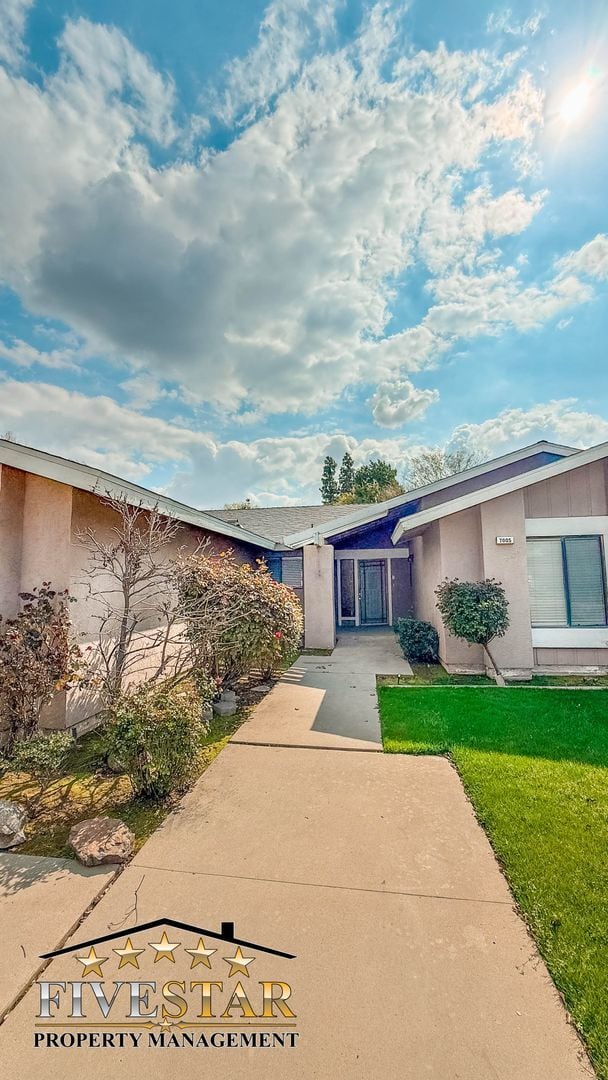 Building Photo - 7005 Quailwood Dr