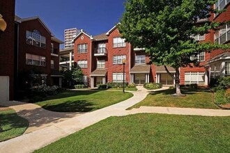 Interior Photo - Renaissance Uptown Tulsa
