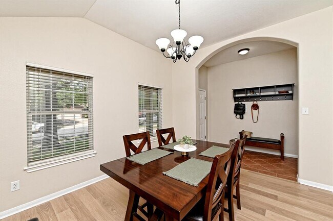 Foto del edificio - 220 Chandler Crossing Trail