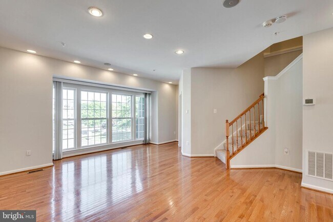 Foto del edificio - 4105 Windflower Way