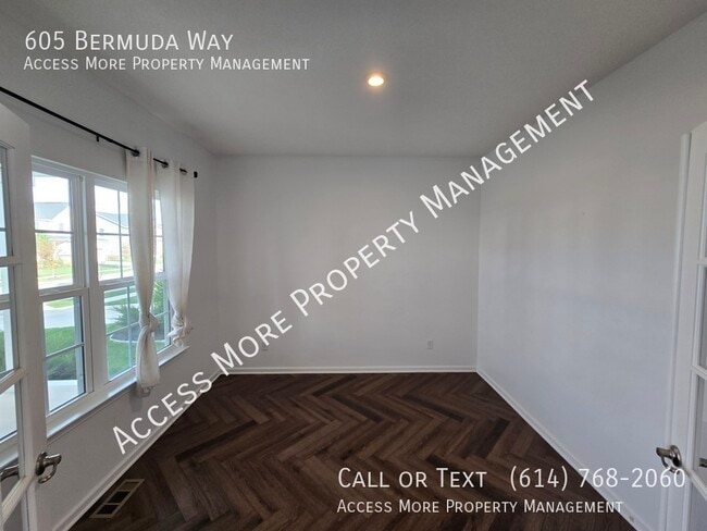 Building Photo - 605 Bermuda Way