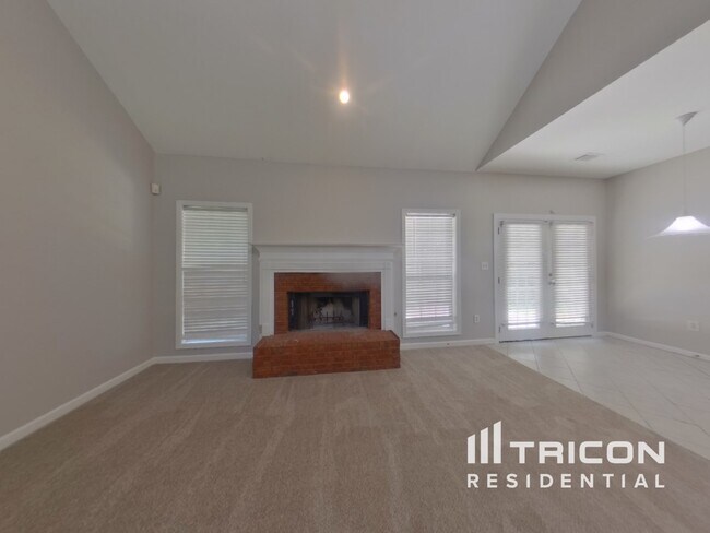 Foto del edificio - 325 Wisteria Blvd