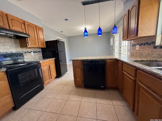 Building Photo - 3730 La Sabre Dr