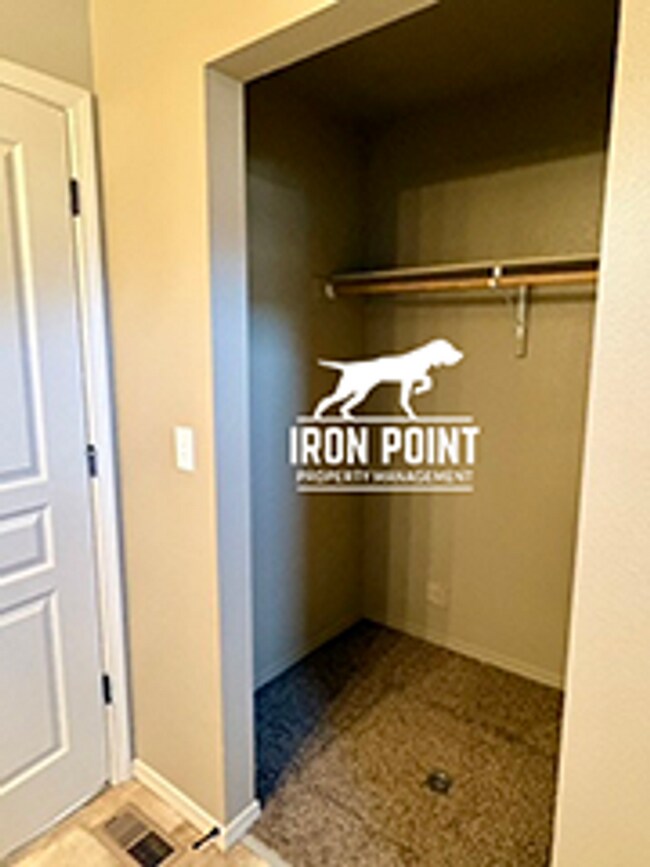 Foto del edificio - 16587 N Investor Loop