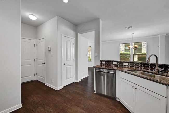 Foto del edificio - 7301 Bandera Ranch Trail