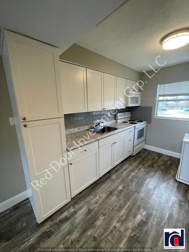 Foto del edificio - **Move In Special 1/2 off 1st Month!** Coz...