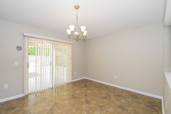Foto del edificio - 3978 Cedar Bluff Ln