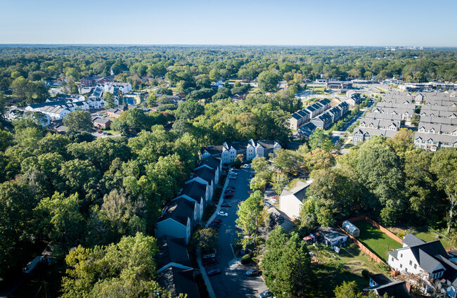 Aerial Photo - Enclave at Oakhurst