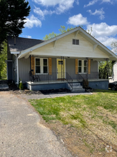 Building Photo - 2607 Waverly St