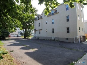 Building Photo - 81 Longfellow Ave