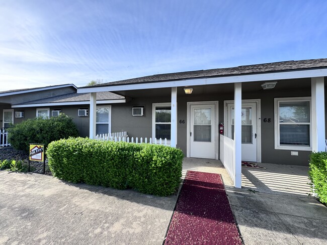 Entrance 4 - Garden Cottages