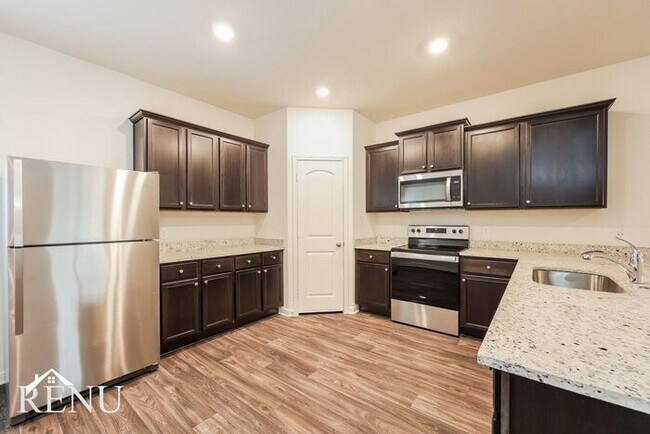Building Photo - 3034 Citron Garden