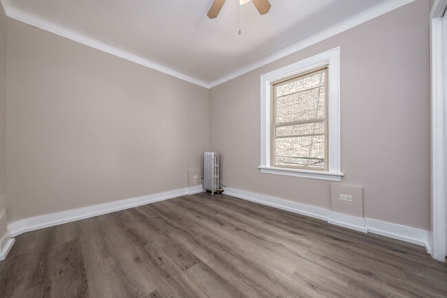 Building Photo - 4706 N Beacon St