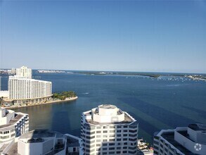 Building Photo - 950 Brickell Bay Dr