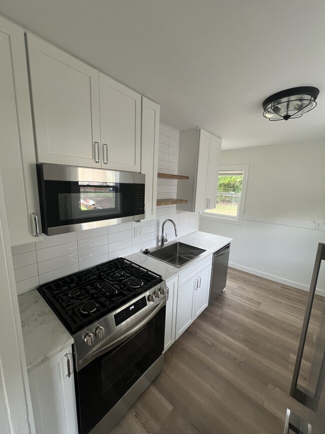 Foto del edificio - 1303 E St Andrews Rd