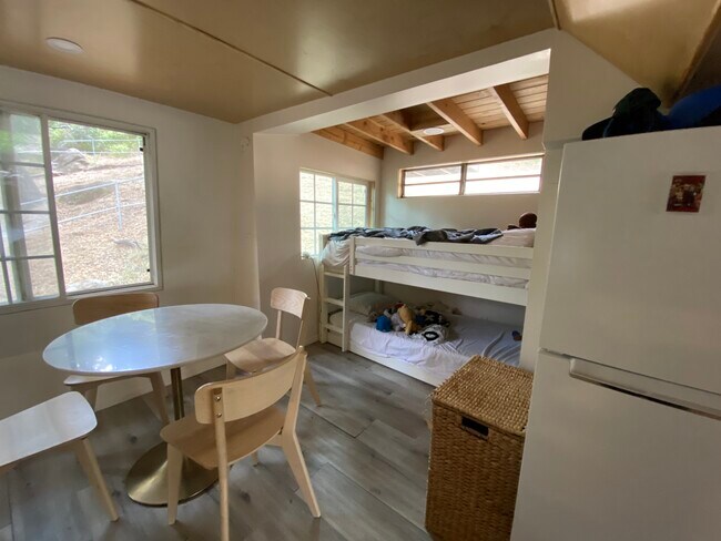 Foto del edificio - 20200 Paradise Ln