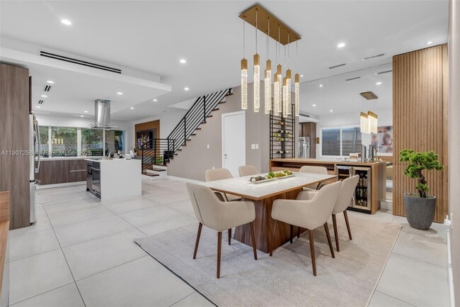 Foto del edificio - 3048 SW 18th St