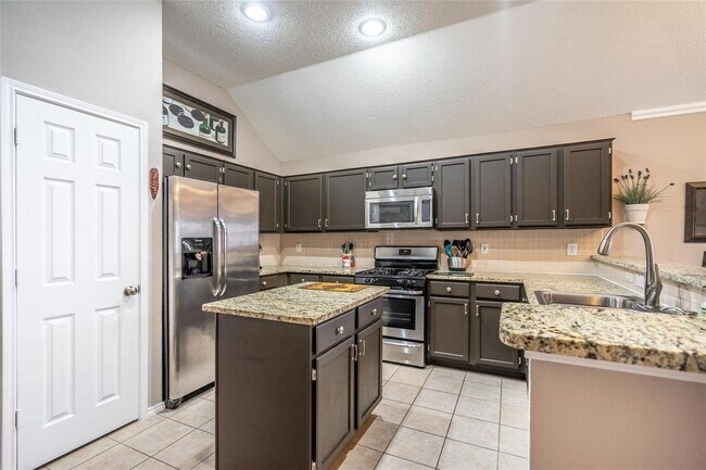 Building Photo - 4437 Santa Fe Ln