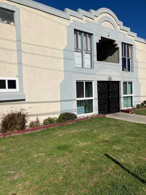 Building Photo - 1835 W 146th St