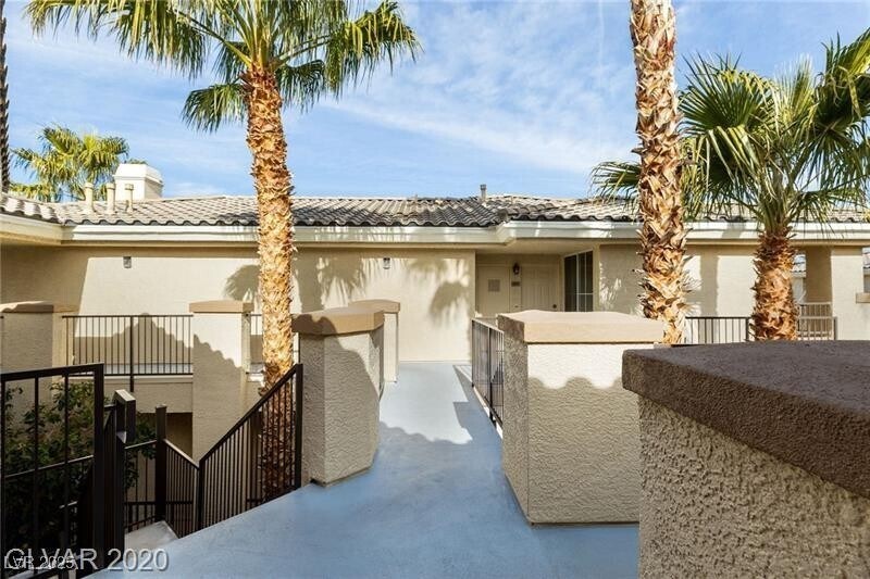 Foto principal - 7131 S Durango Dr