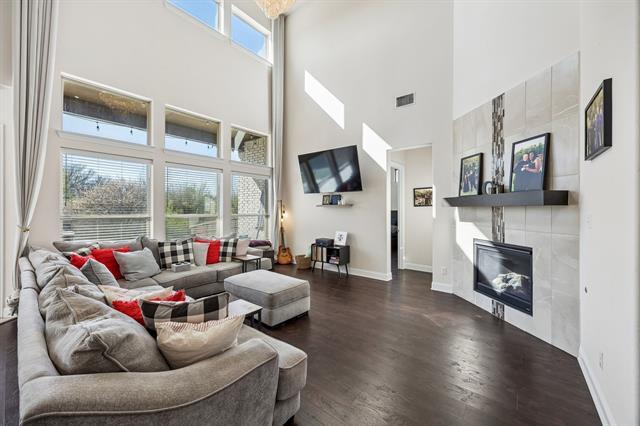 Foto del edificio - 604 Shoreline Ridge Dr