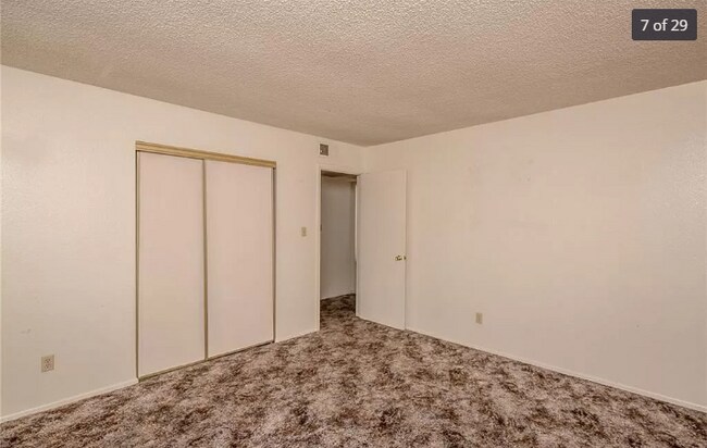 Foto del edificio - 4 bedroom 2 bath house in Laughlin NV