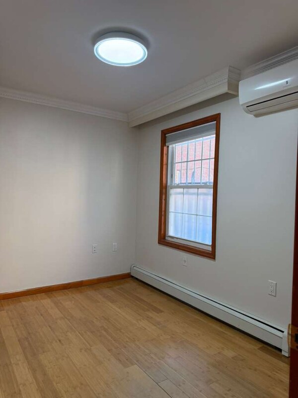 Foto del edificio - 120-01 20th Ave