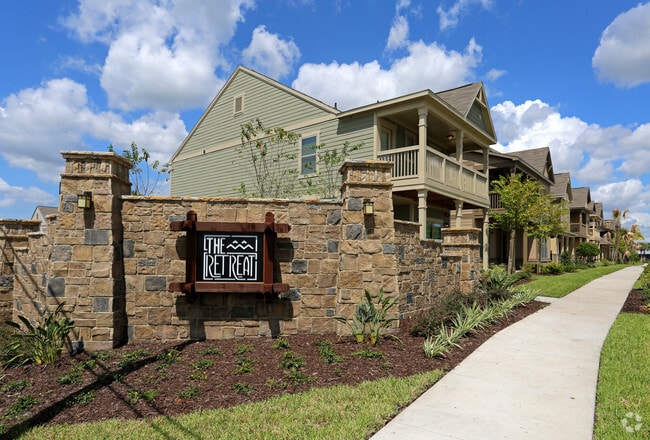 Building Photo - The Retreat West