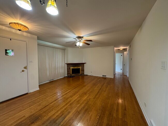 Foto del edificio - 1727 Dundee Rd