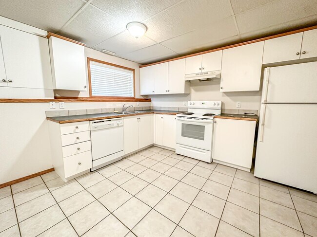 Photo du bâtiment - 5120-5142 Street