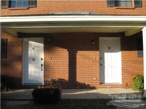 Building Photo - 7250 Hilburn Rd Building Photo - 7250 Hilburn Rd