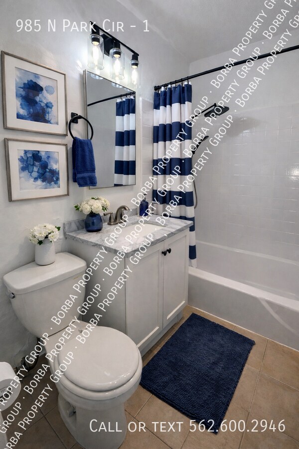 Foto del edificio - 985 N Pk Cir