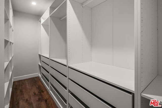 Building Photo - 1153 California 2 Apt ##2, Los Angeles, CA...