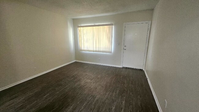 Foto del edificio - 14926 Hawthorne Blvd